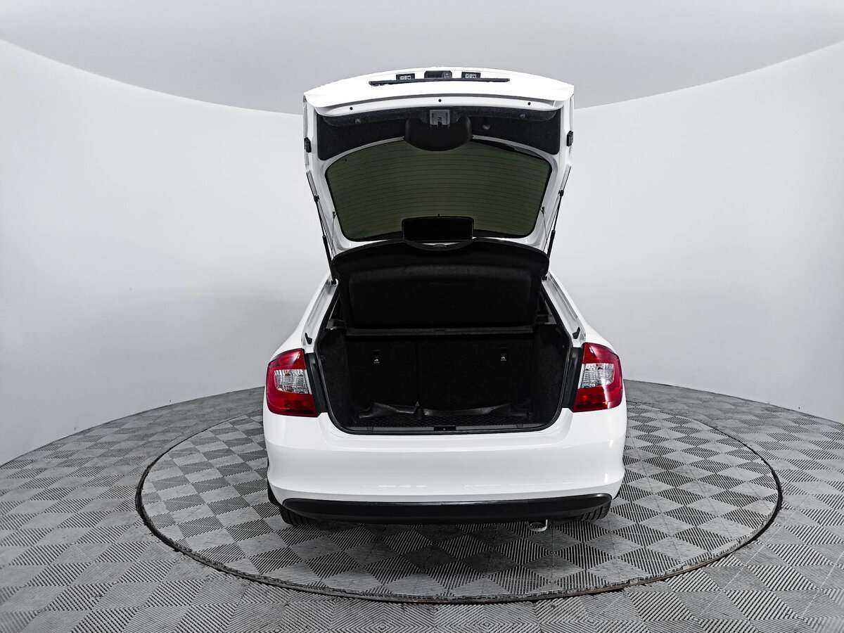 Skoda Rapid б/у, 2017, Механическая. Фото: #9