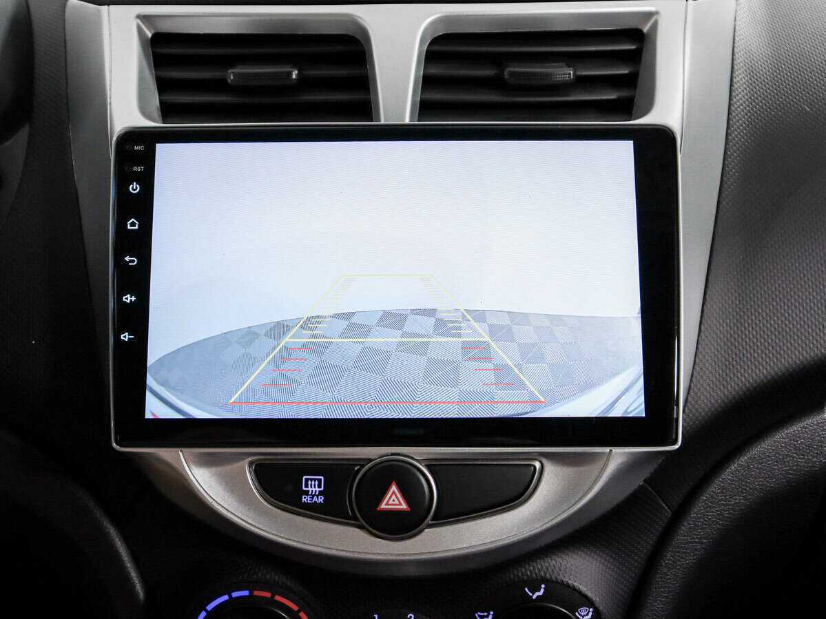 Hyundai Solaris б/у, 2016, Механическая. Фото: #14