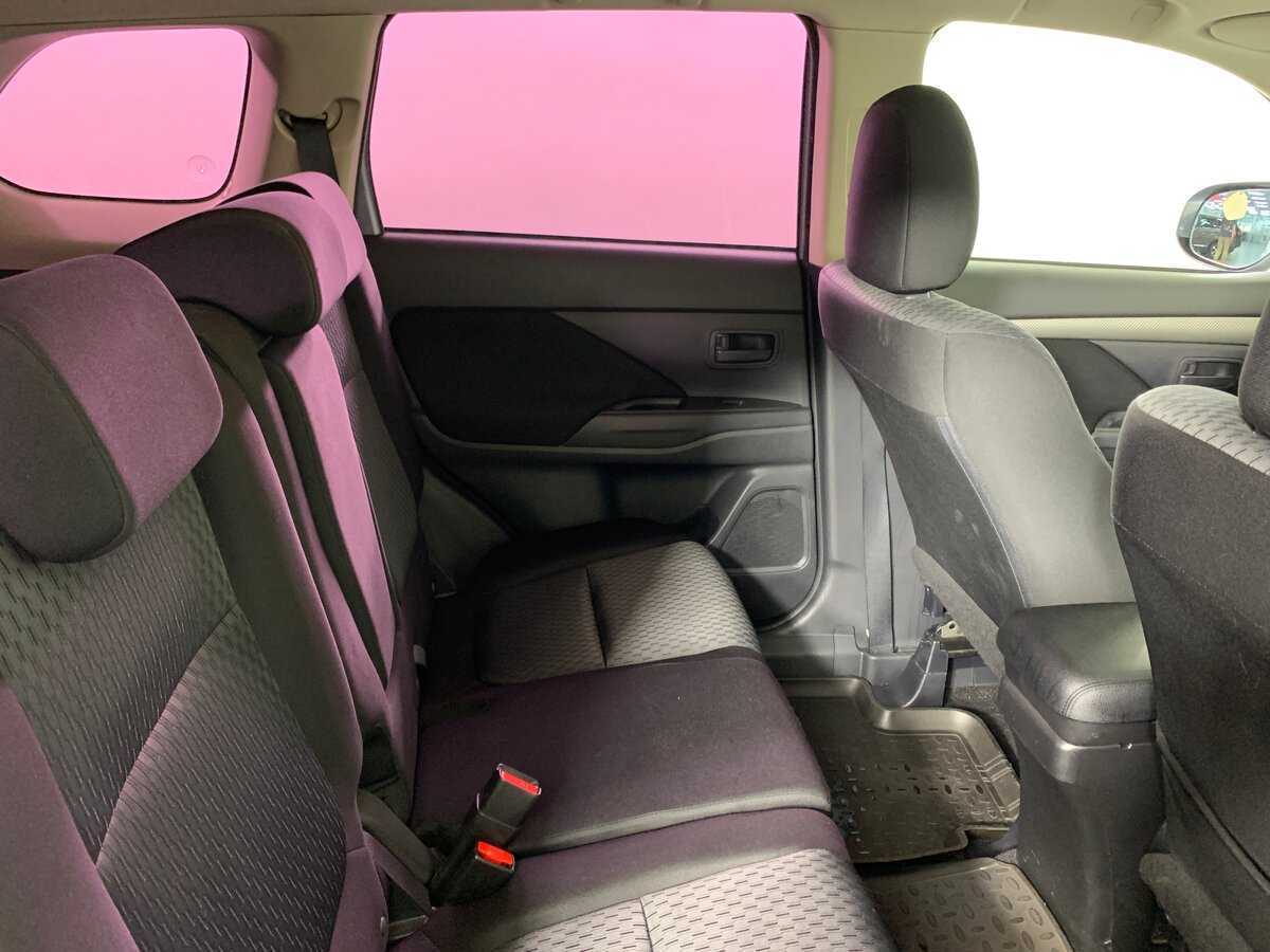 Mitsubishi Outlander б/у, 2013, Вариатор. Фото: #17