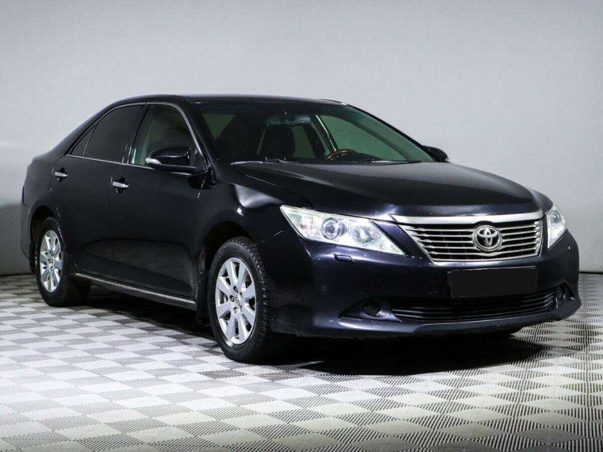 Toyota Camry б/у, 2012, Автоматическая. Фото: #2