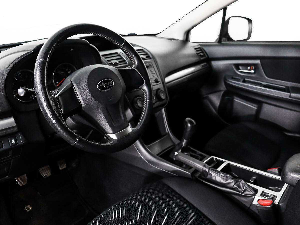 Subaru Impreza б/у, 2012, Механическая. Фото: #8