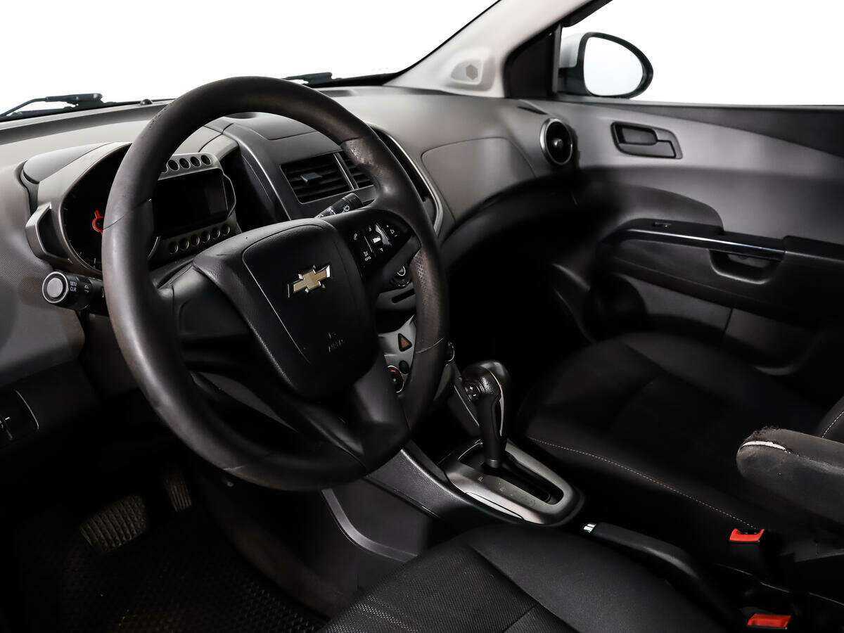 Chevrolet Aveo б/у, 2013, Автоматическая. Фото: #8