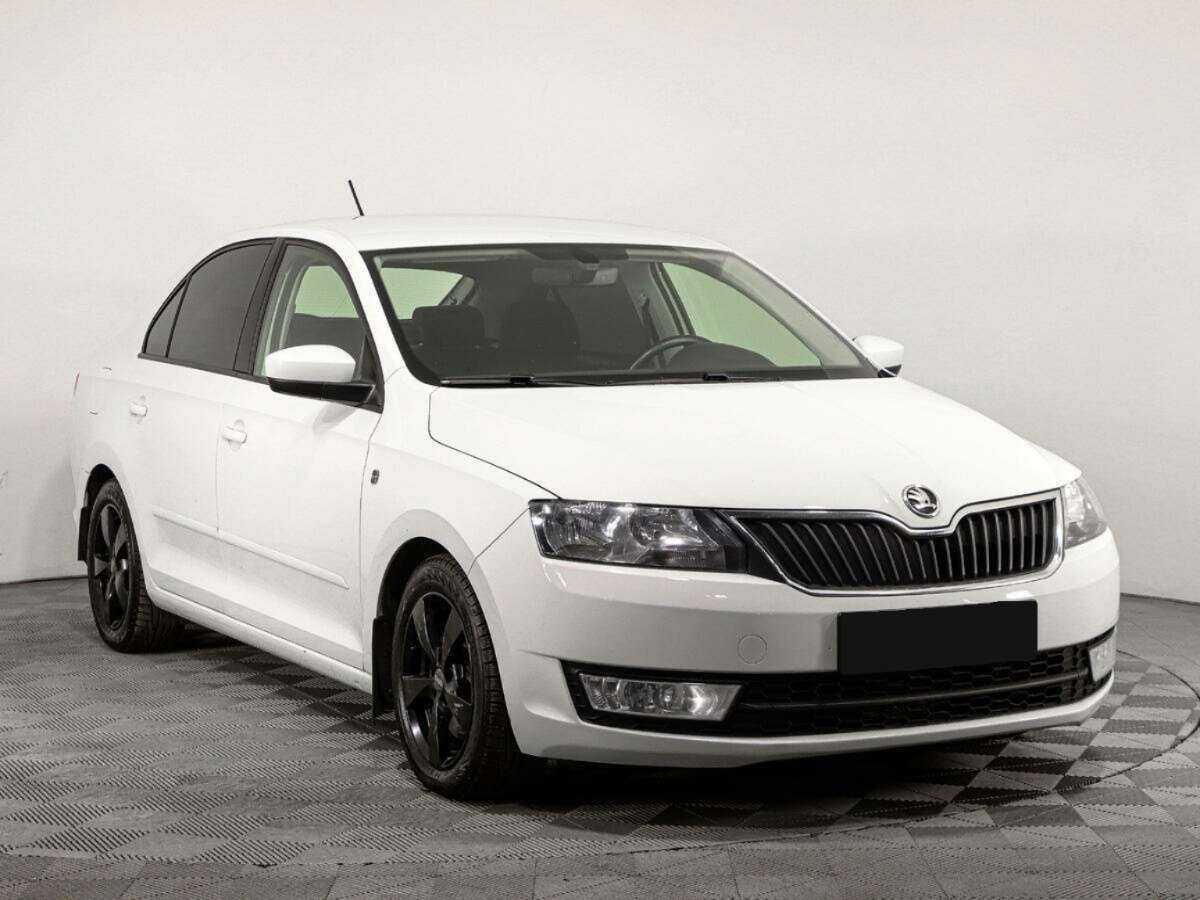 Skoda Rapid б/у, 2016, Роботизированная. Фото: #2