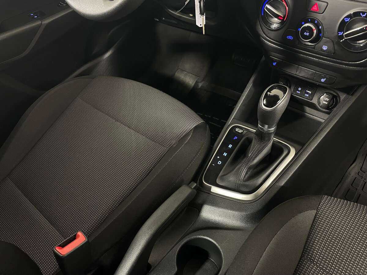 Hyundai Solaris б/у, 2017, Автоматическая. Фото: #15