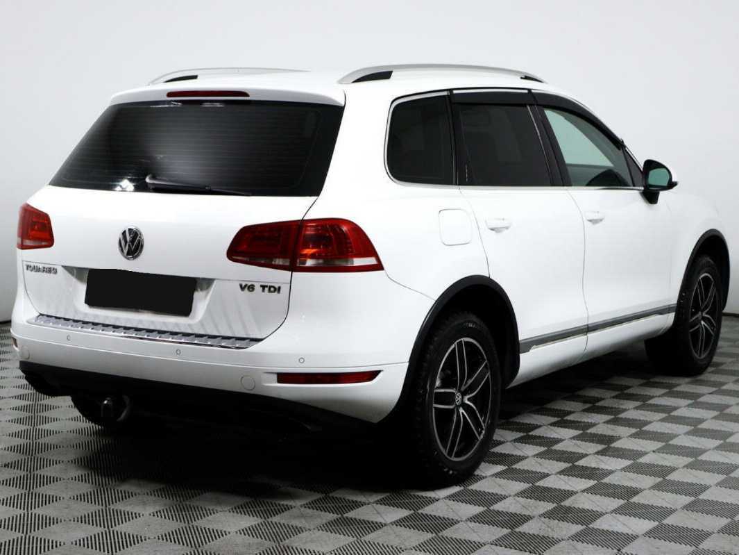 Volkswagen Touareg б/у, 2012, Автоматическая. Фото: #4