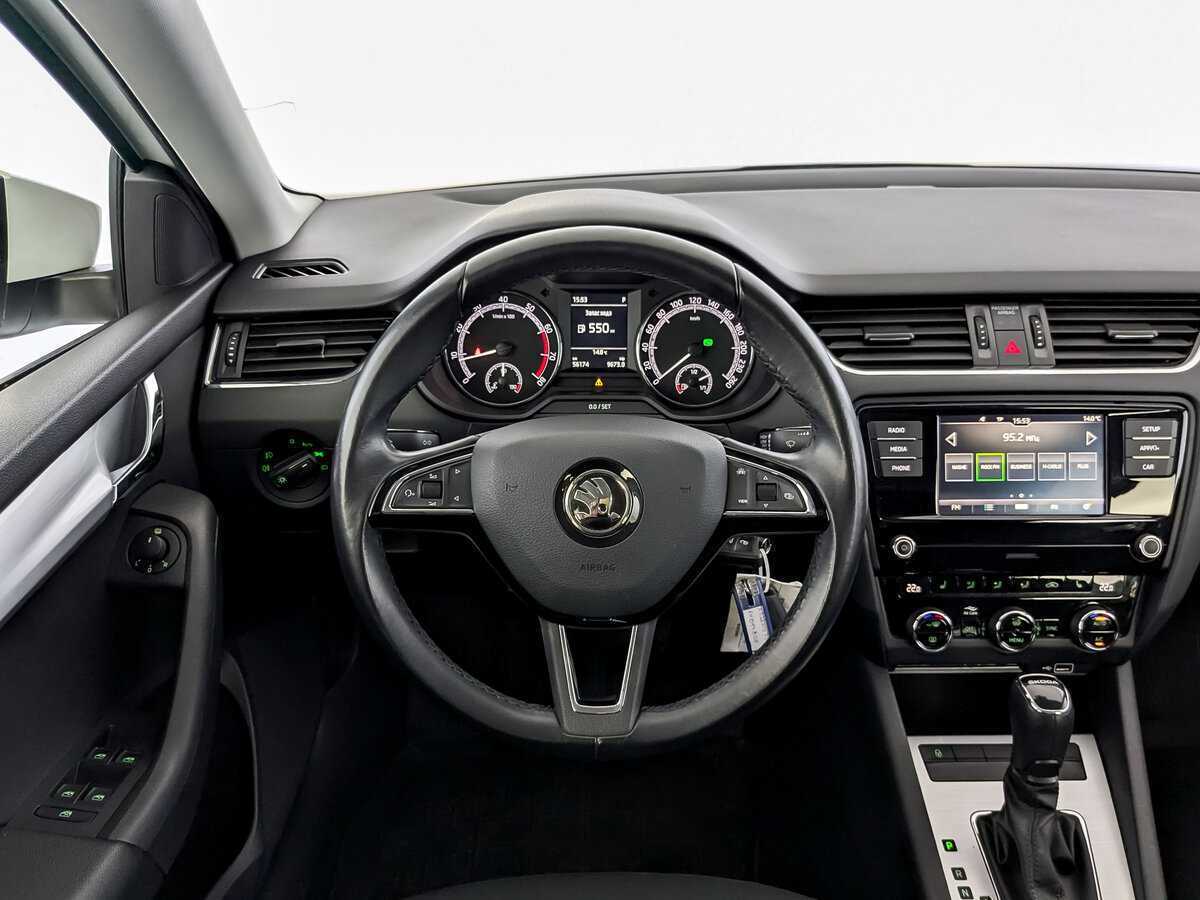 Skoda Octavia б/у, 2018, Автоматическая. Фото: #20