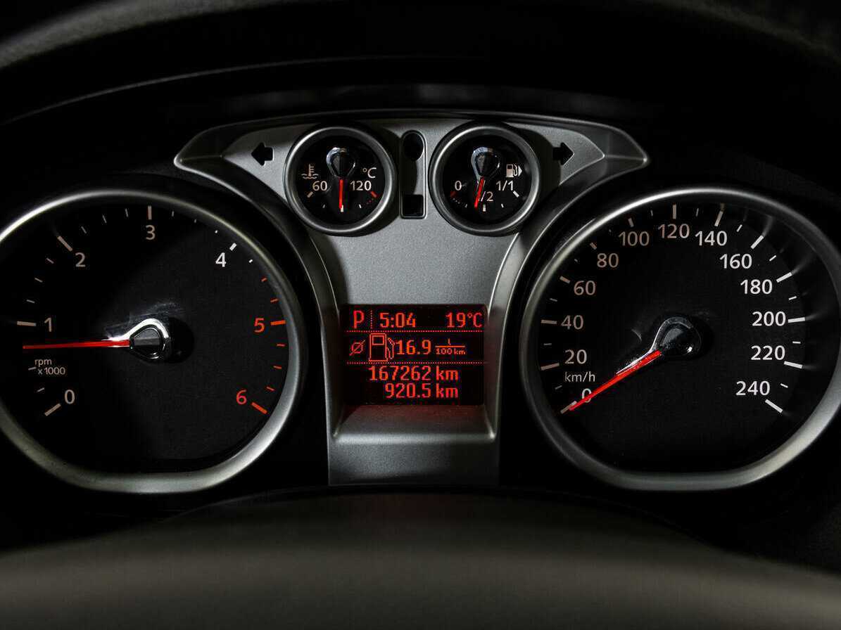 Ford Kuga б/у, 2012, Роботизированная. Фото: #17