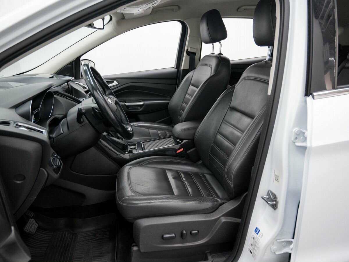 Ford Kuga б/у, 2016, Автоматическая. Фото: #13