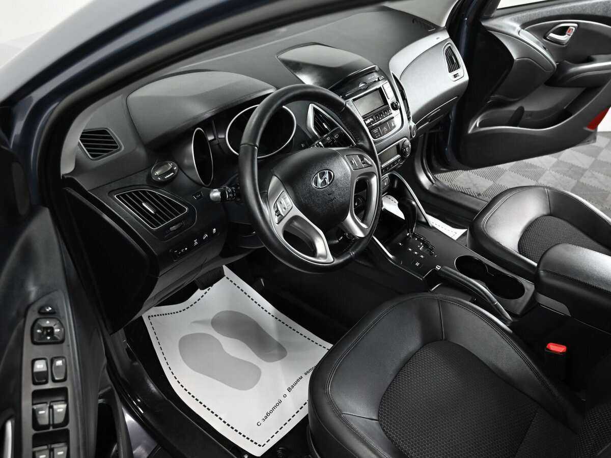 Hyundai ix35 б/у, 2012, Автоматическая. Фото: #5