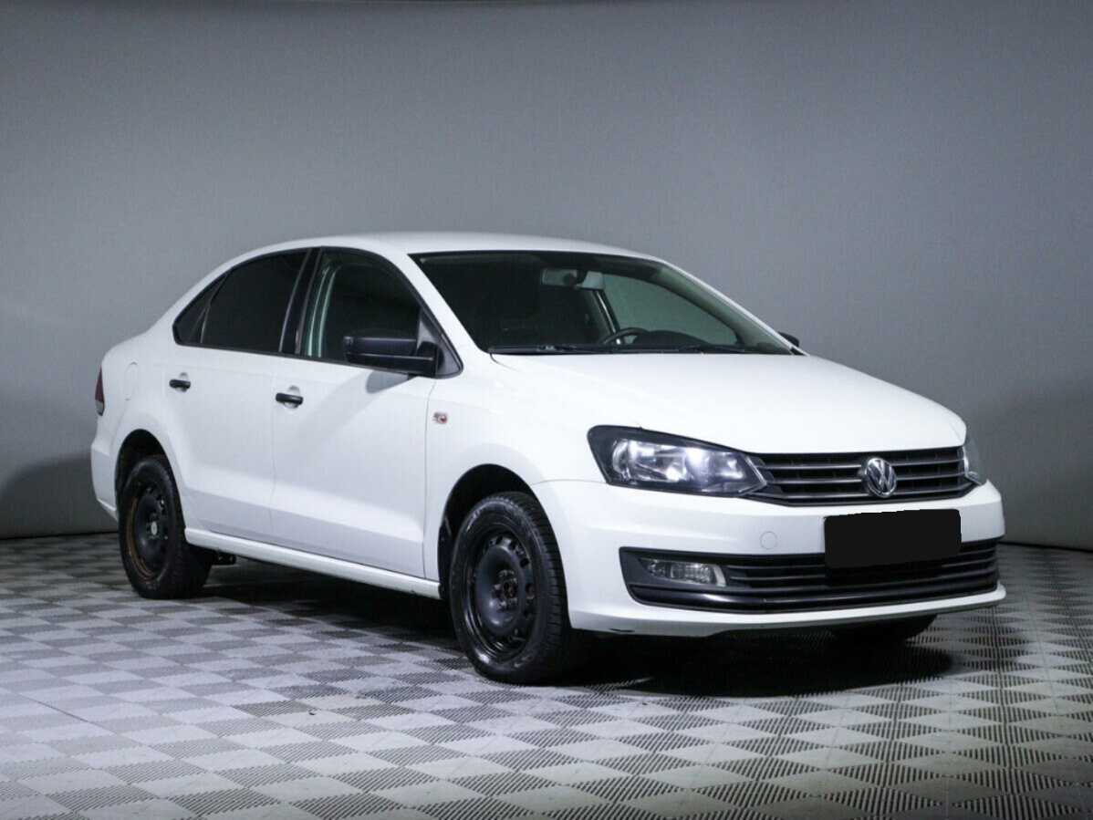 Volkswagen Polo б/у, 2019, Автоматическая. Фото: #2