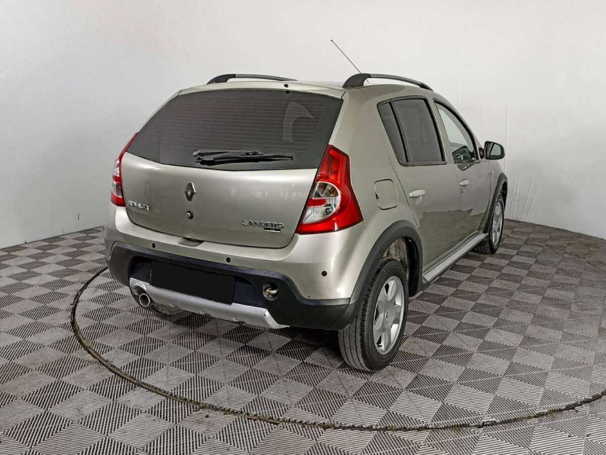 Renault Sandero б/у, 2012, Механическая. Фото: #4