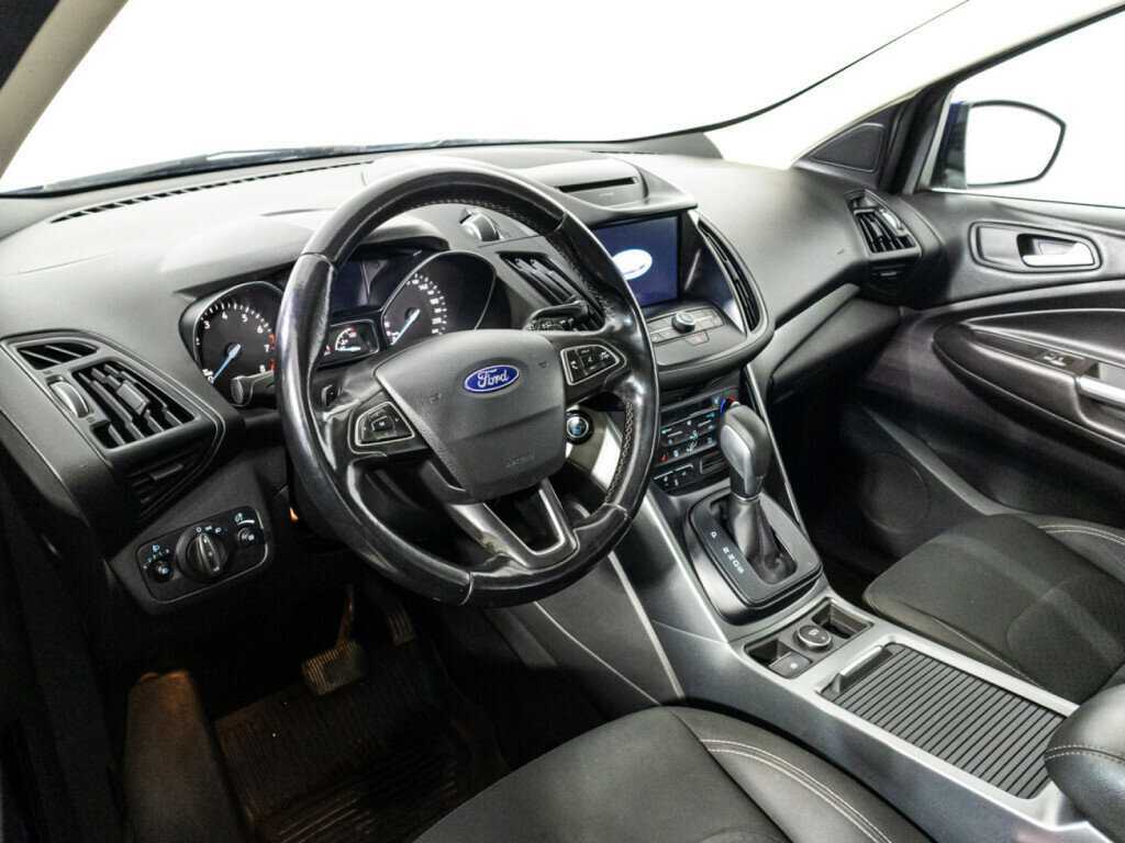 Ford Kuga б/у, 2017, Автоматическая. Фото: #10