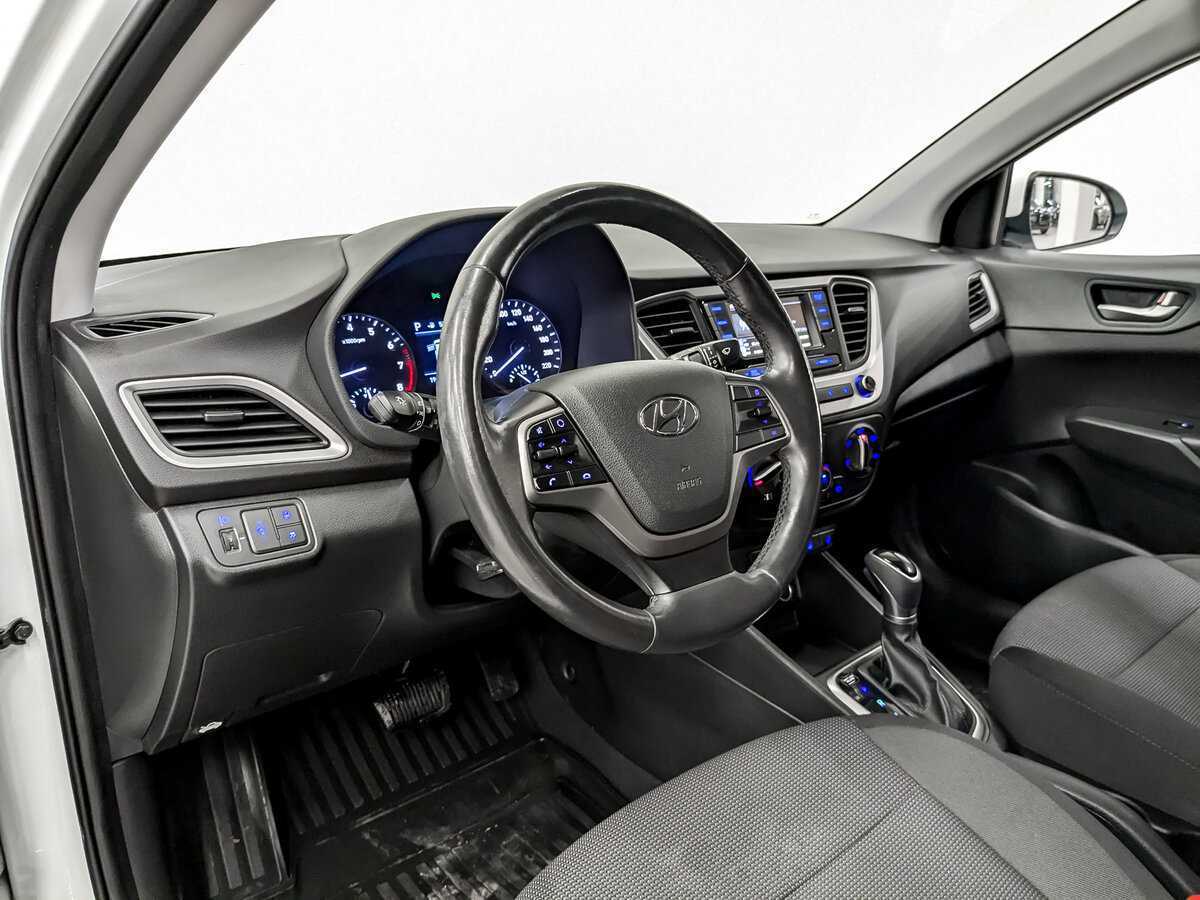 Hyundai Solaris б/у, 2017, Автоматическая. Фото: #15
