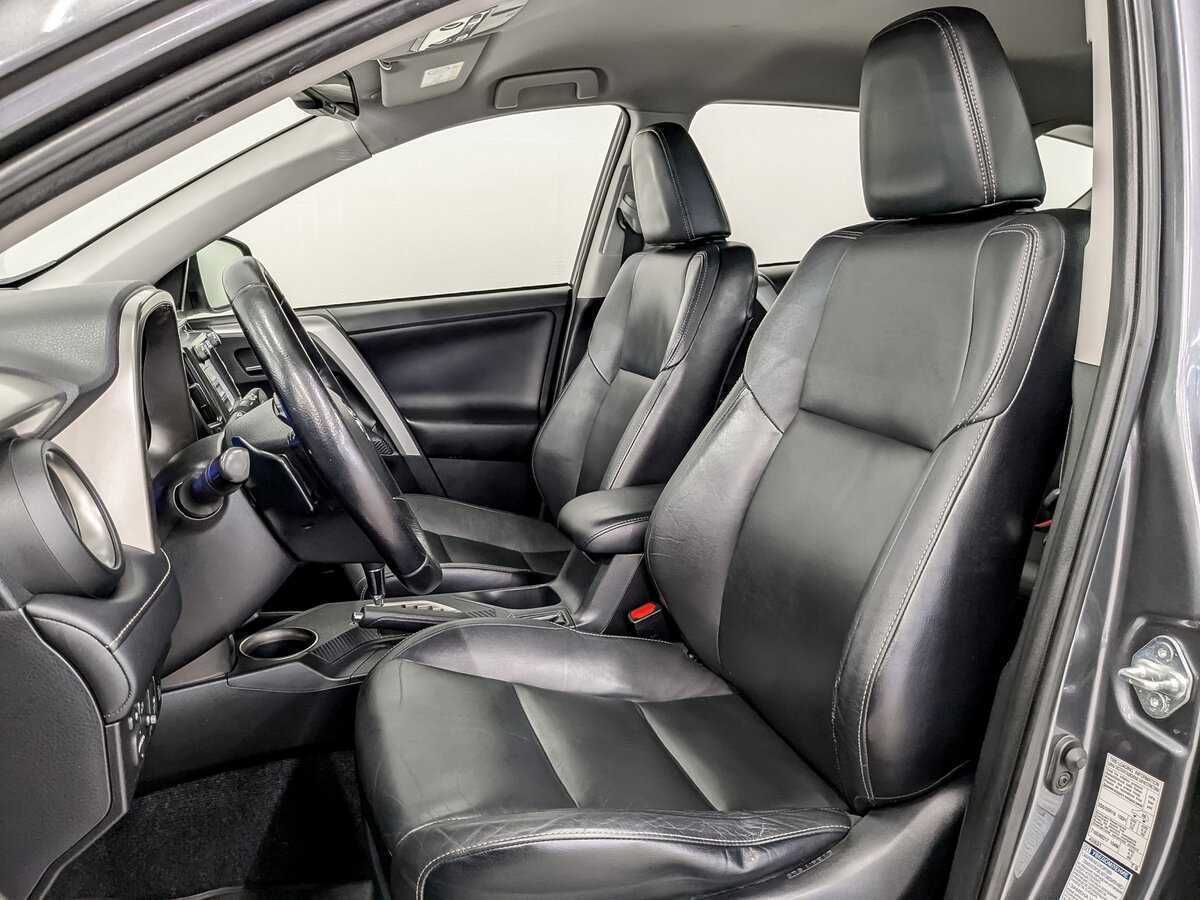 Toyota RAV4 б/у, 2014, Автоматическая. Фото: #17