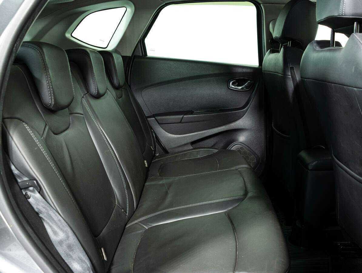 Renault Kaptur б/у, 2016, Автоматическая. Фото: #11