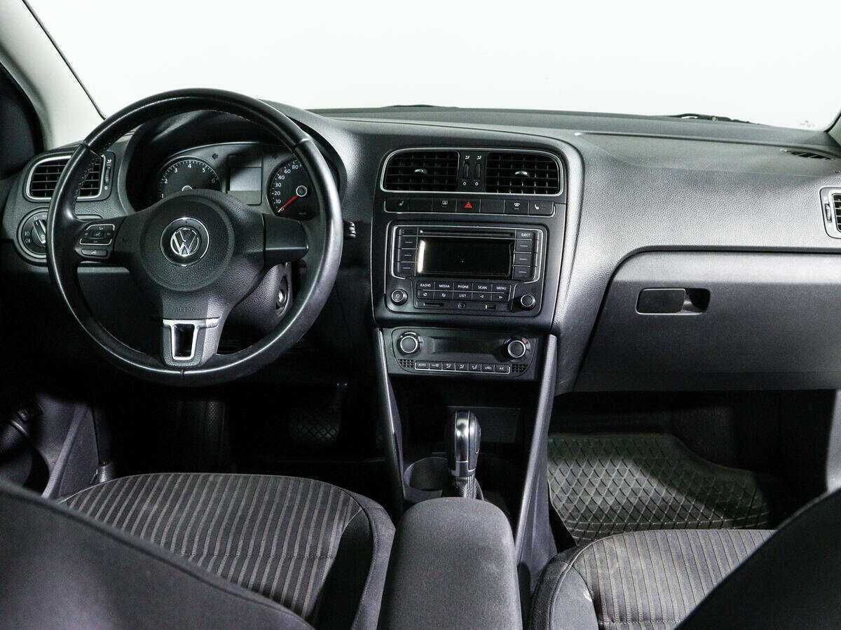 Volkswagen Polo б/у, 2014, Автоматическая. Фото: #11