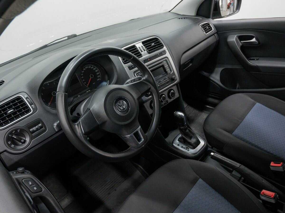 Volkswagen Polo б/у, 2013, Автоматическая. Фото: #10