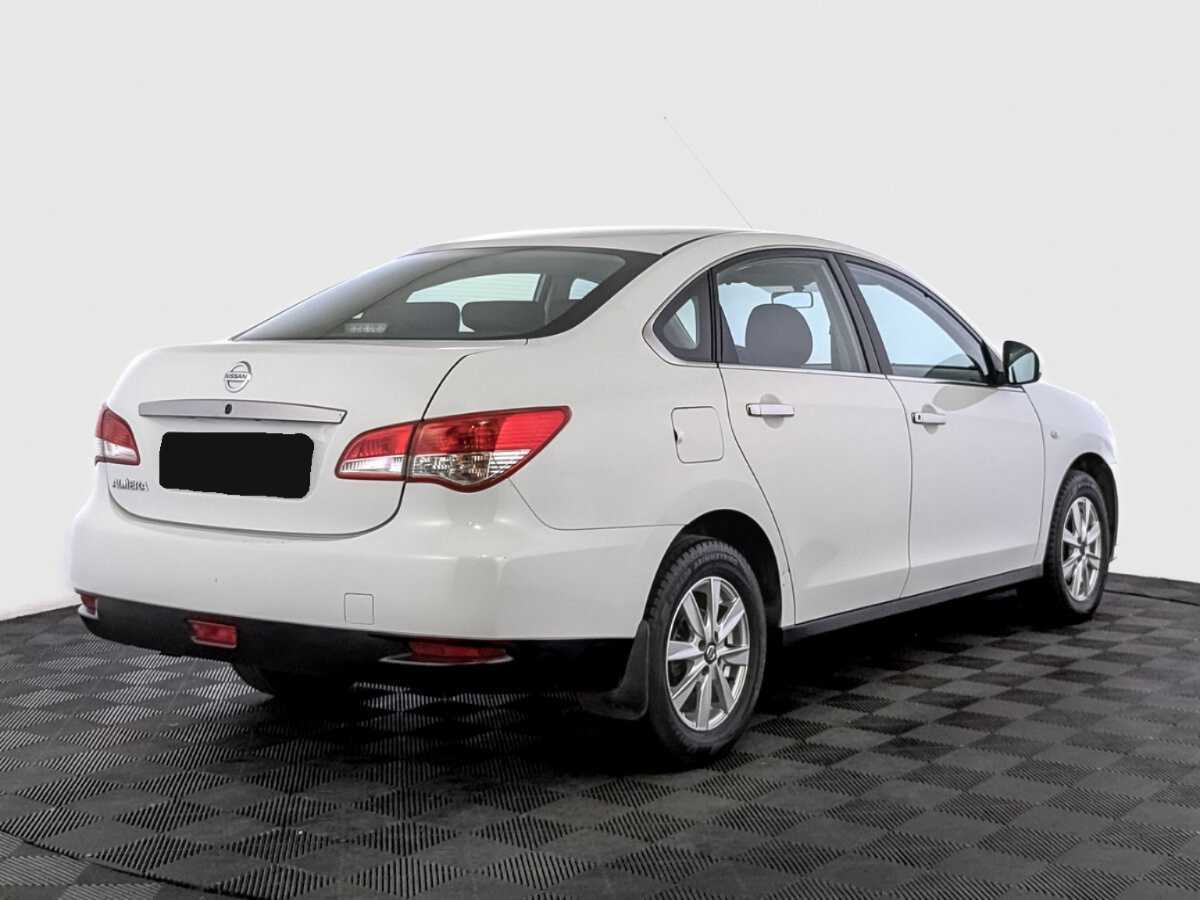 Nissan Almera б/у, 2015, Механическая. Фото: #4