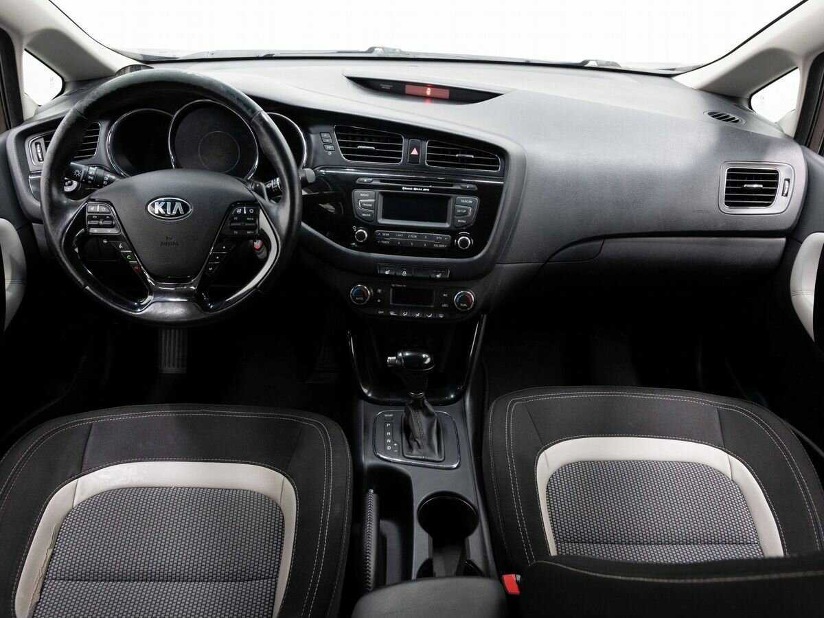 Kia Ceed б/у, 2013, Автоматическая. Фото: #12