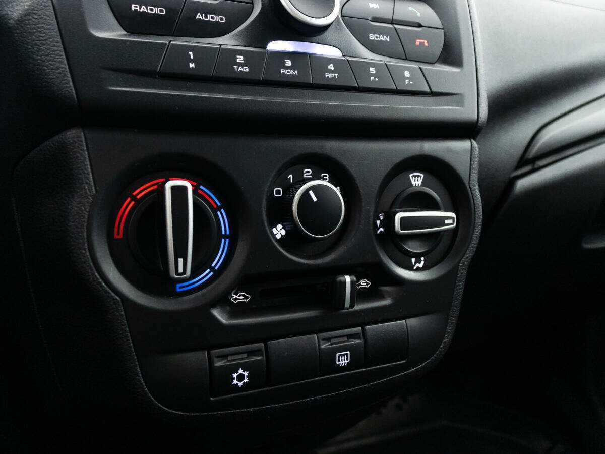 Lada (ВАЗ) Granta б/у, 2020, Механическая. Фото: #15