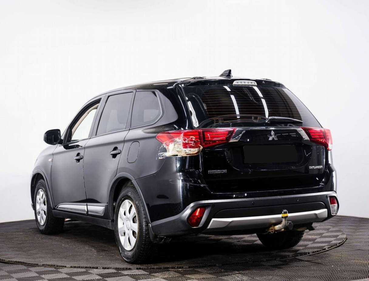 Mitsubishi Outlander б/у, 2018, Вариатор. Фото: #3