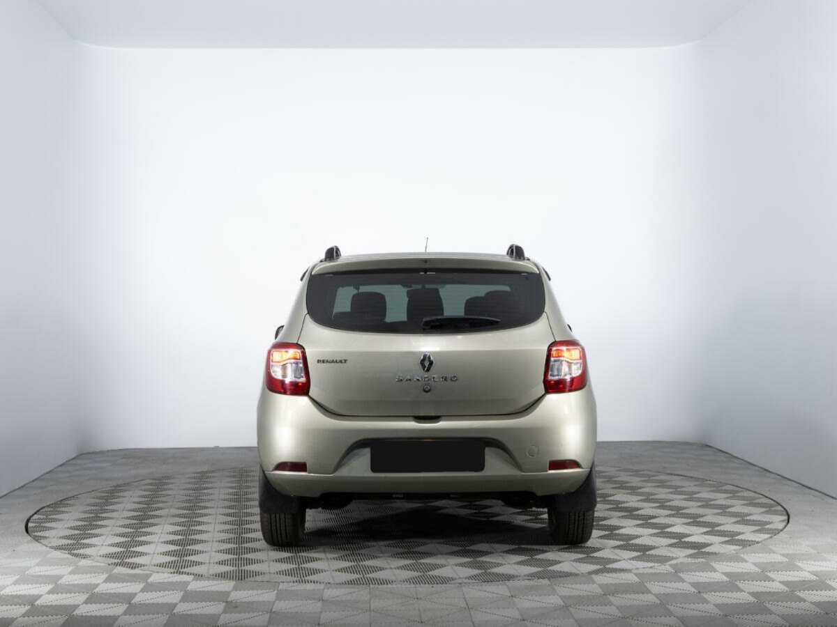 Renault Sandero б/у, 2015, Механическая. Фото: #5