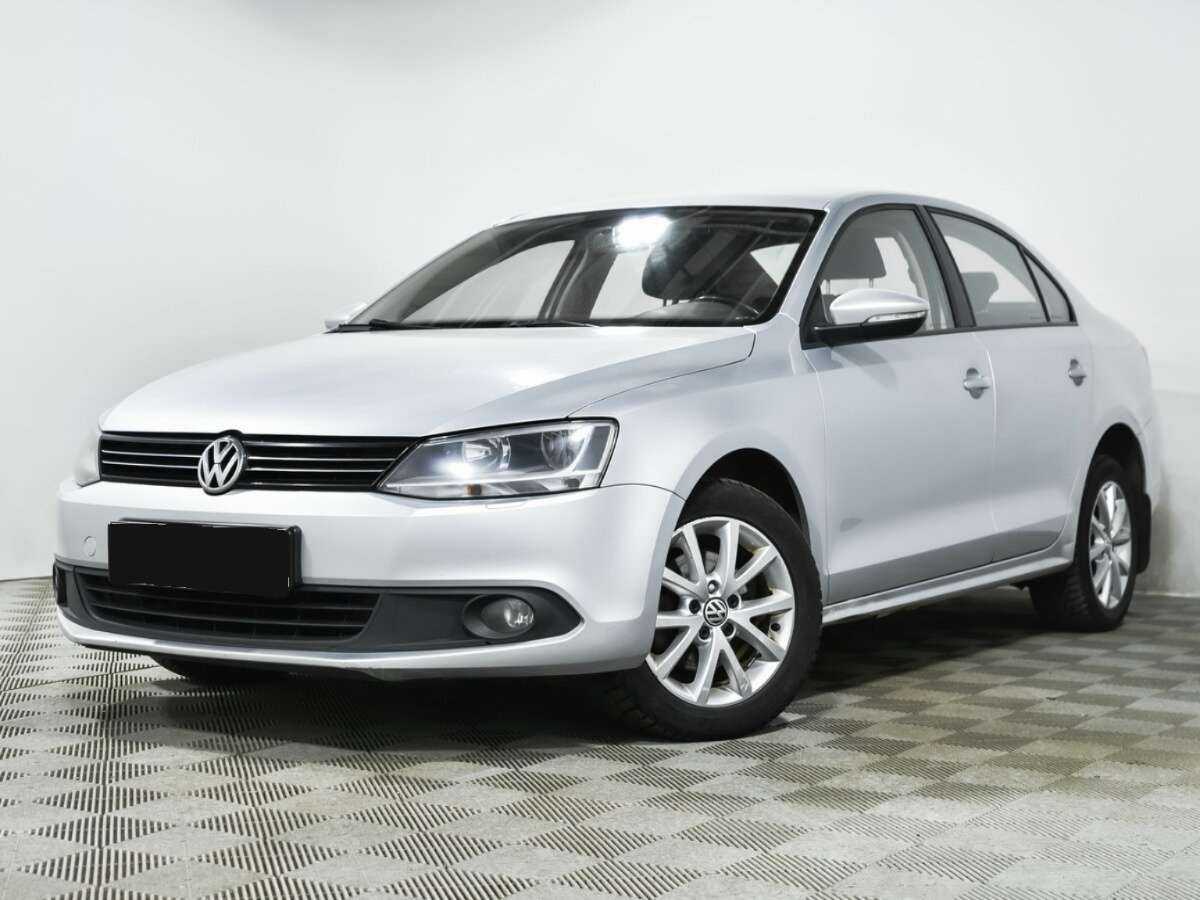Volkswagen Jetta б/у, 2012, Механическая. Фото: #0