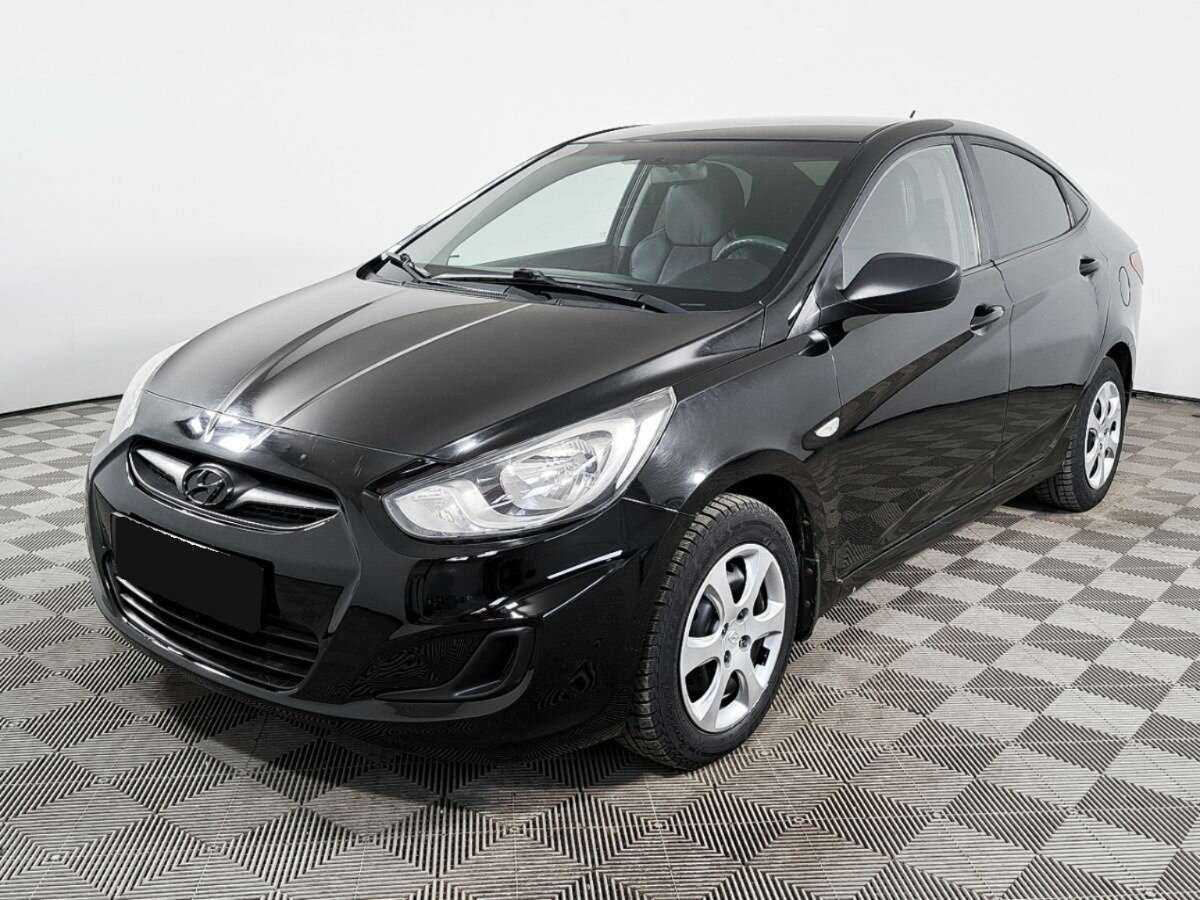 Hyundai Solaris б/у, 2012, Механическая. Фото: #0