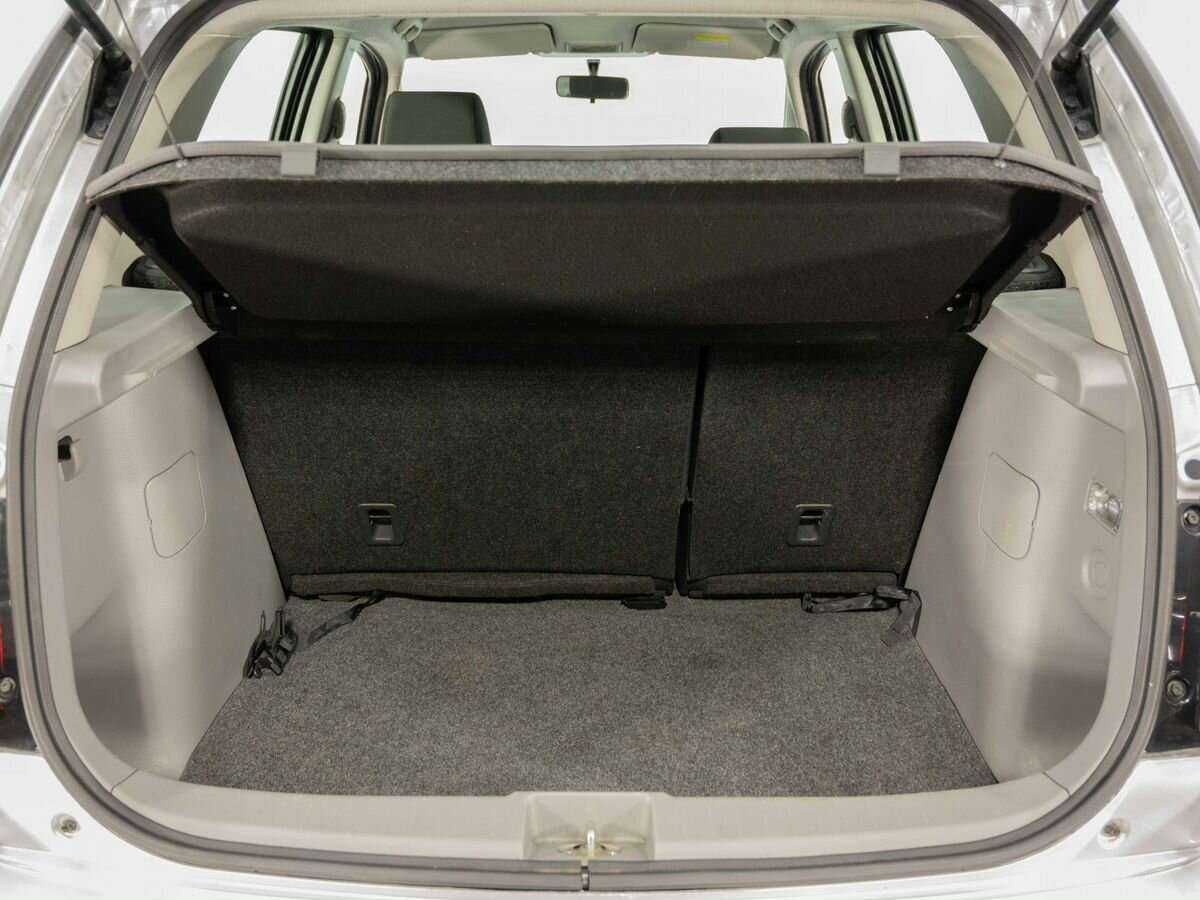 Suzuki SX4 б/у, 2013, Механическая. Фото: #20