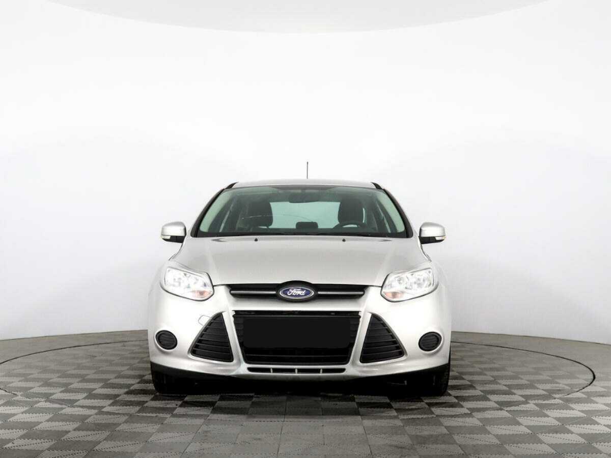 Ford Focus б/у, 2013, Механическая. Фото: #1