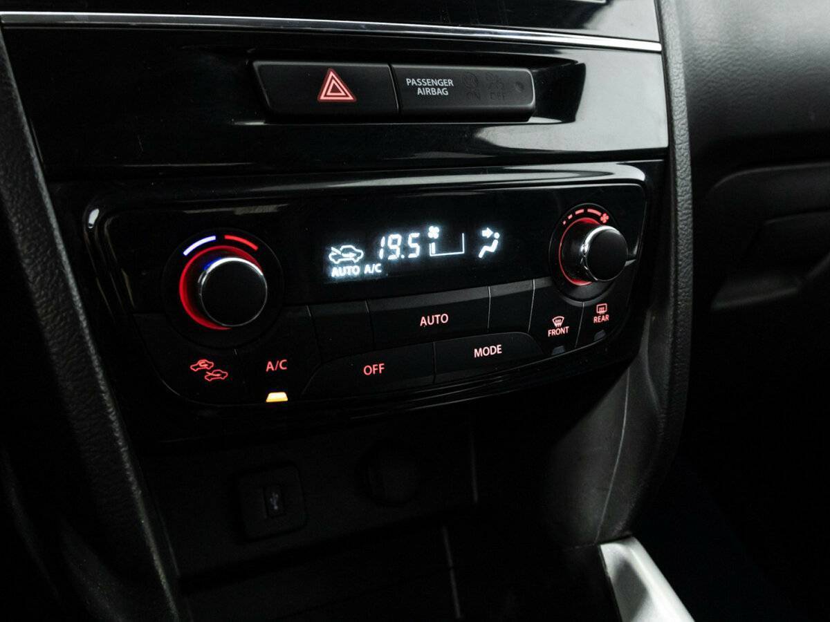 Suzuki Vitara б/у, 2016, Механическая. Фото: #15