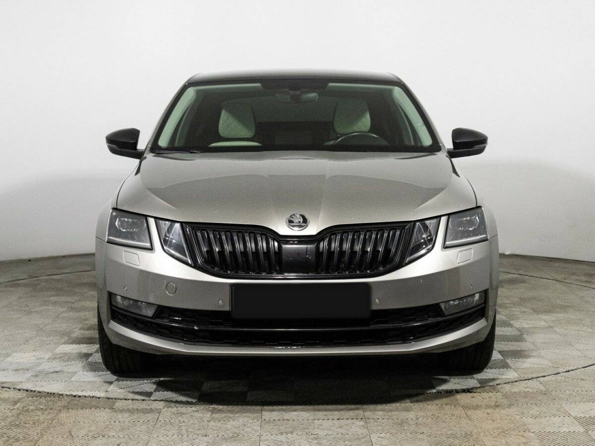 Skoda Octavia б/у, 2018, Автоматическая. Фото: #1