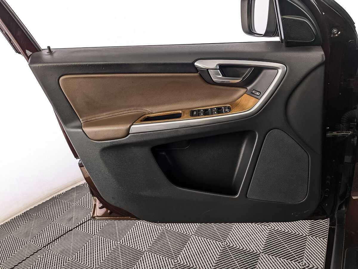 Volvo XC60 б/у, 2014, Автоматическая. Фото: #18