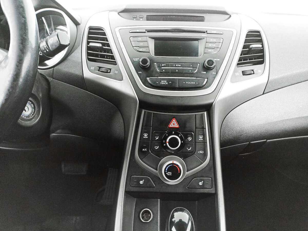 Hyundai Elantra б/у, 2015, Автоматическая. Фото: #10