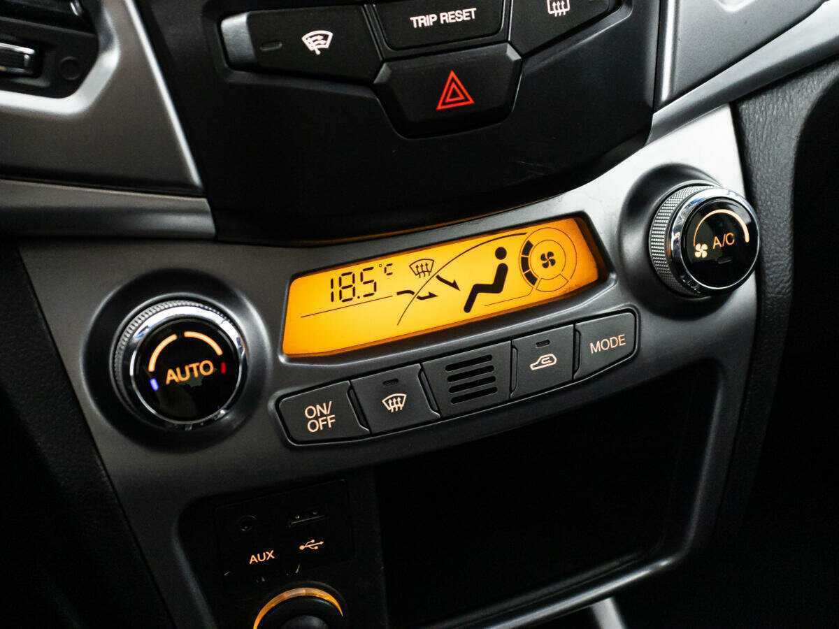 SsangYong Actyon б/у, 2013, Автоматическая. Фото: #15