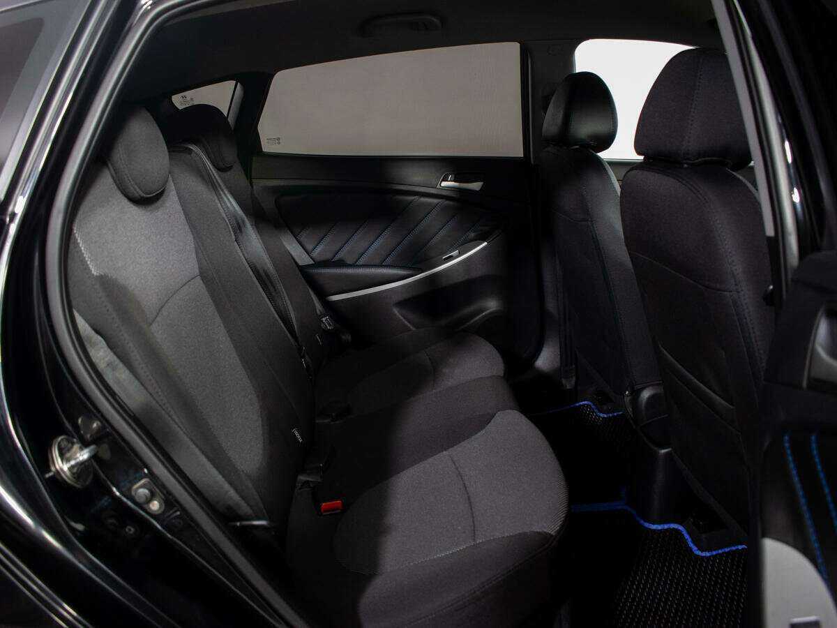 Hyundai Solaris б/у, 2012, Механическая. Фото: #7