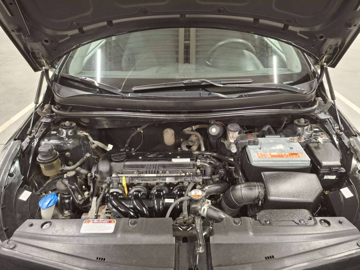 Hyundai Solaris б/у, 2016, Механическая. Фото: #8