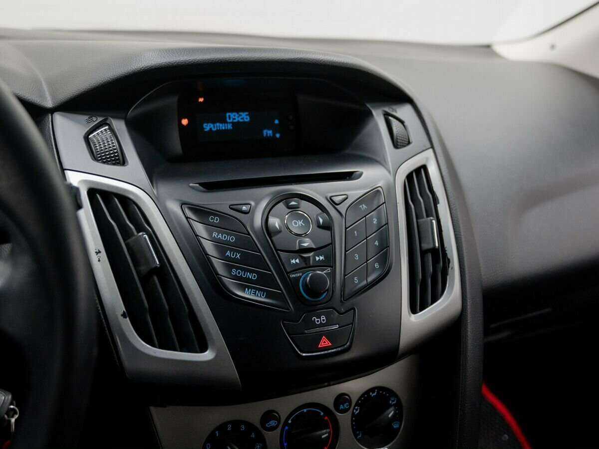 Ford Focus б/у, 2013, Роботизированная. Фото: #24