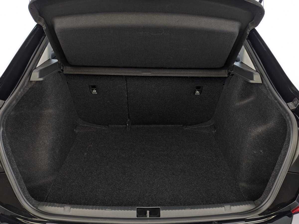 Volkswagen Polo б/у, 2020, Автоматическая. Фото: #9