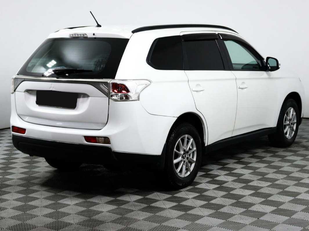 Mitsubishi Outlander б/у, 2013, Вариатор. Фото: #4