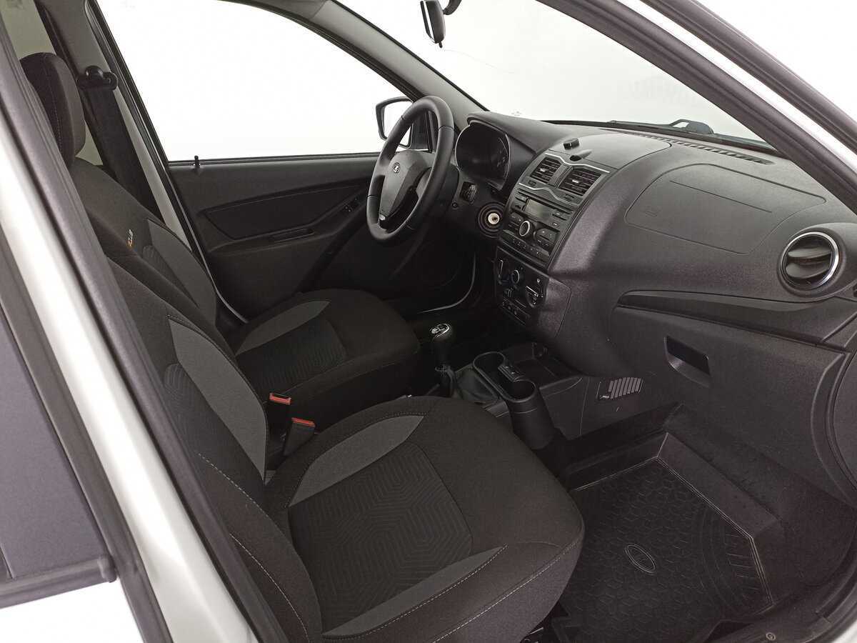 Lada (ВАЗ) Granta б/у, 2019, Механическая. Фото: #9