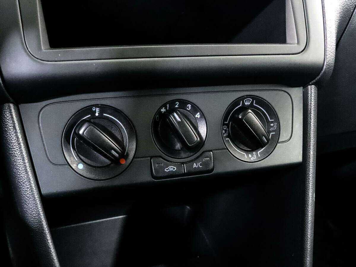 Volkswagen Polo б/у, 2018, Механическая. Фото: #13