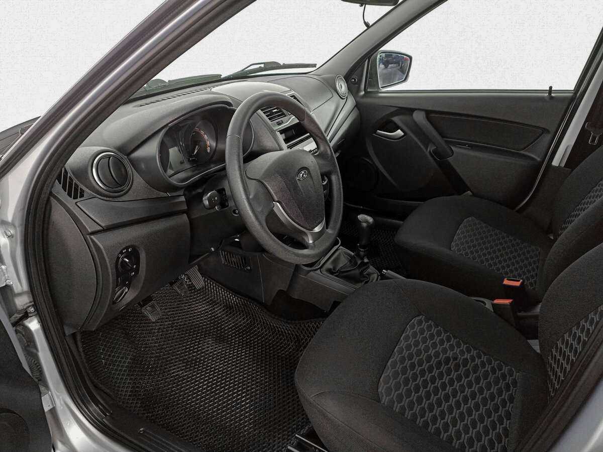 Lada (ВАЗ) Granta б/у, 2018, Механическая. Фото: #13