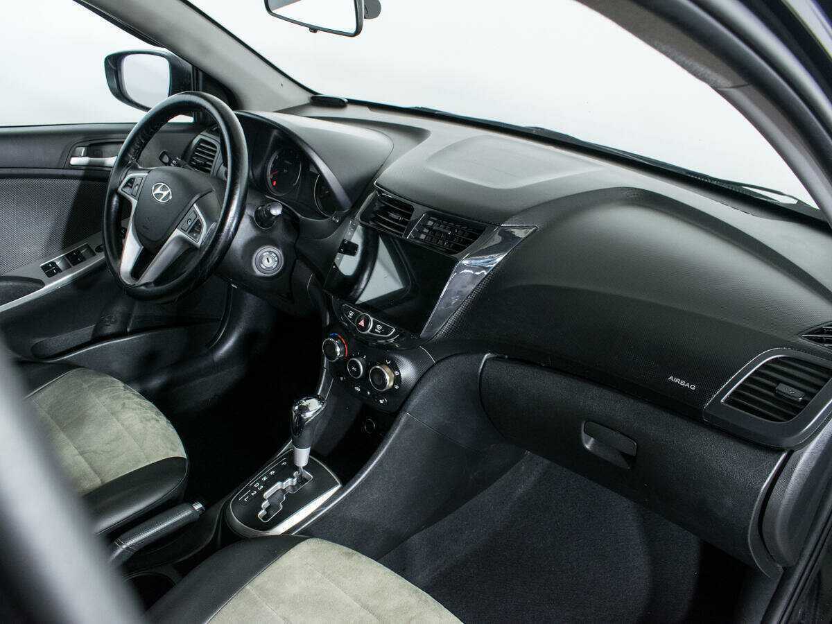 Hyundai Solaris б/у, 2014, Автоматическая. Фото: #8