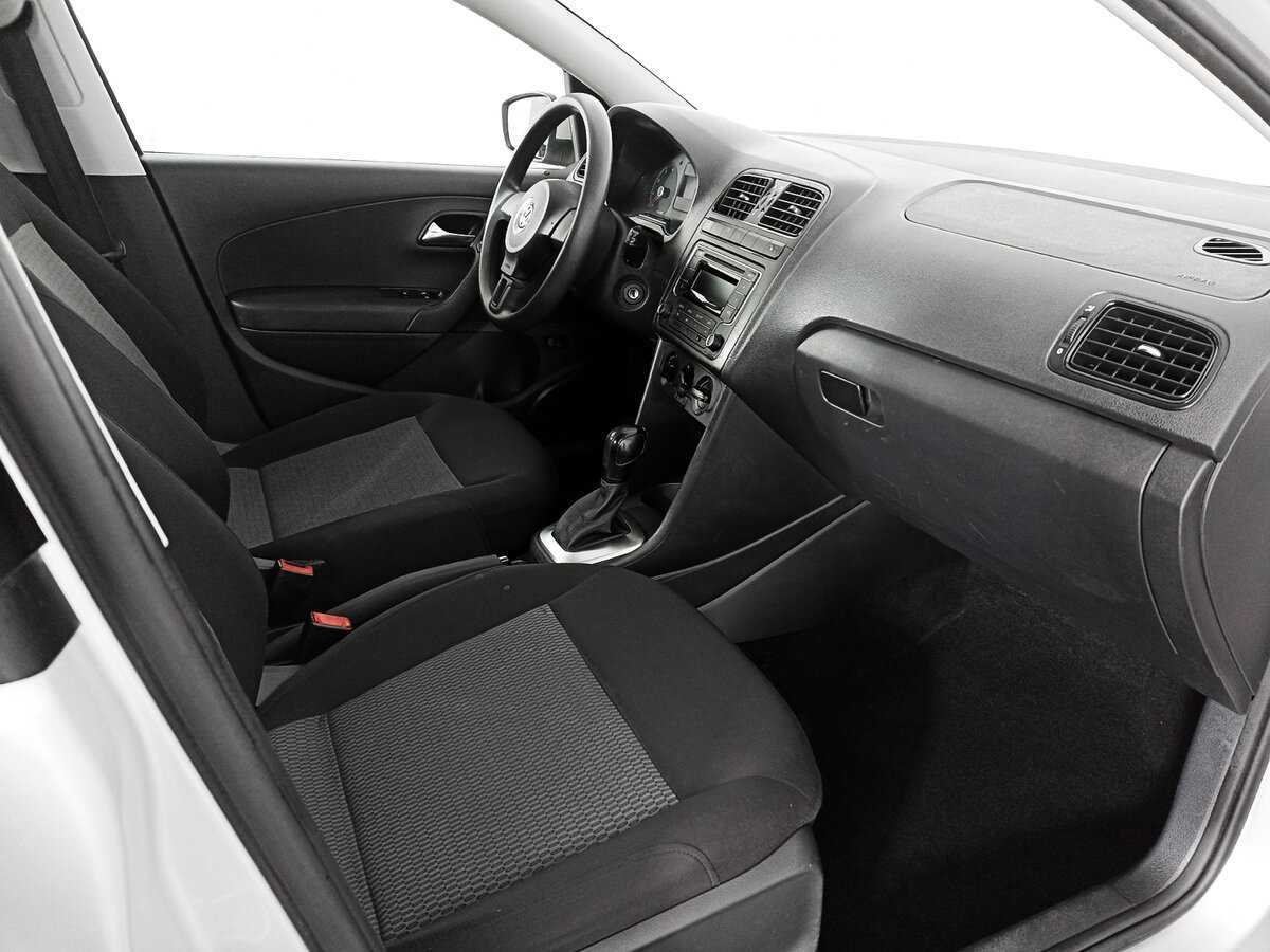 Volkswagen Polo б/у, 2014, Автоматическая. Фото: #6