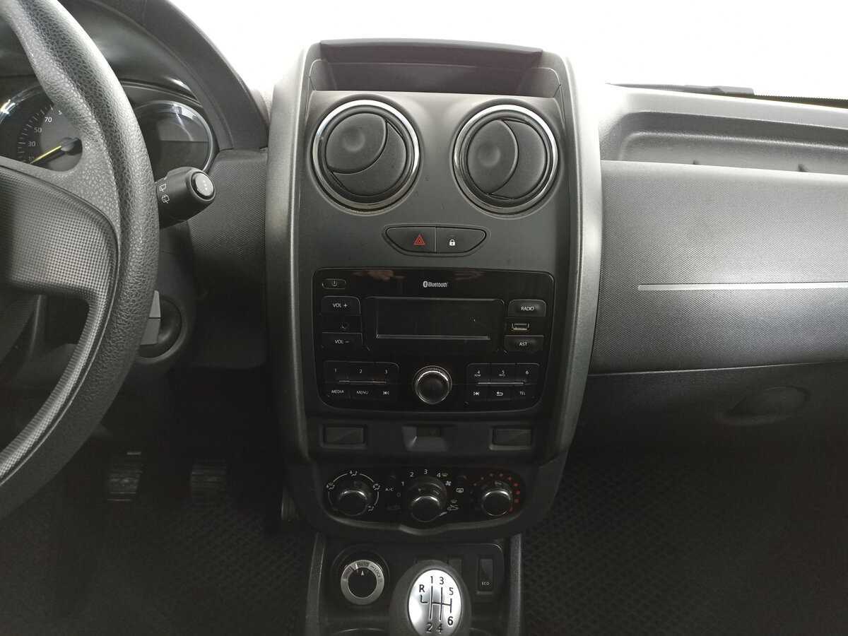 Renault Duster б/у, 2017, Механическая. Фото: #12