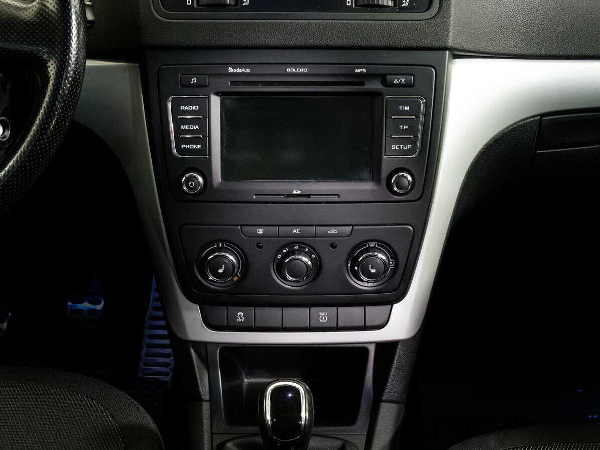 Skoda Yeti б/у, 2012, Механическая. Фото: #8