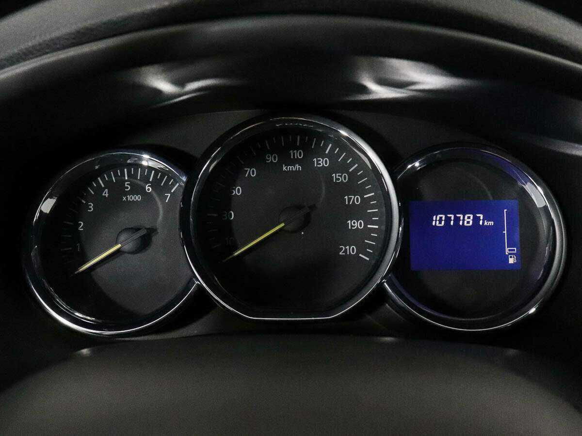 Renault Logan б/у, 2018, Механическая. Фото: #8