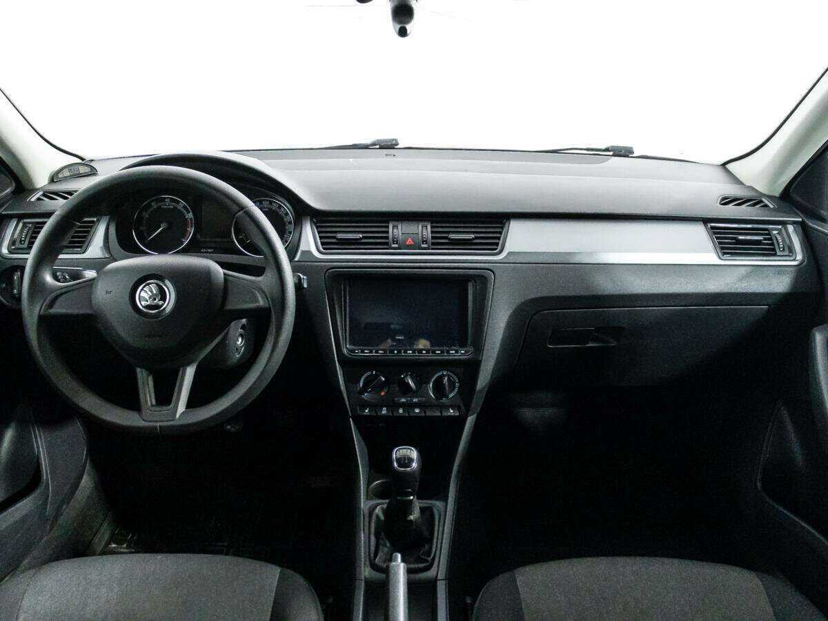 Skoda Rapid б/у, 2017, Механическая. Фото: #10