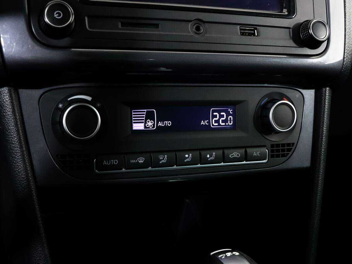 Volkswagen Polo б/у, 2019, Роботизированная. Фото: #9